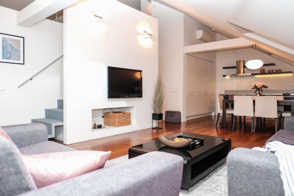 #Stayhere - Spacious Luxury Town Hall 3Bdr Apartment VNO Dış mekan fotoğraf