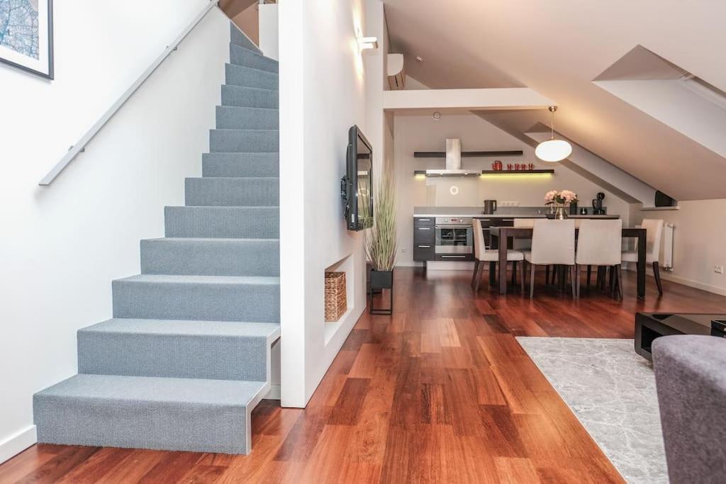 #Stayhere - Spacious Luxury Town Hall 3Bdr Apartment VNO Dış mekan fotoğraf